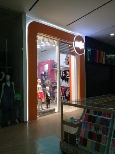 Tienda MIC - CC. Caribe Plaza - Cartagena. (4 Fotos)