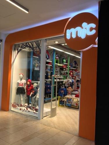 Tienda MIC - CC. Salitre Plaza - Bogotá. (6 Fotos)