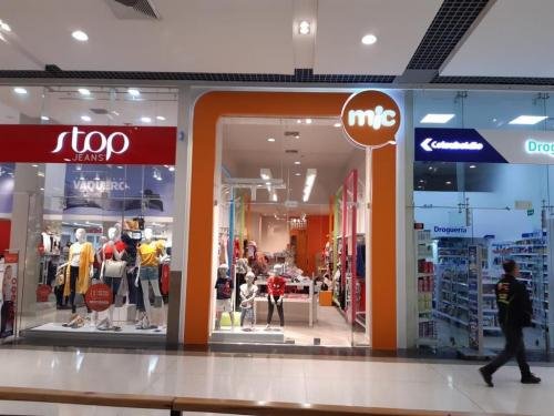 Tienda MIC - CC. Megamall - Bucaramanga (2 Fotos)