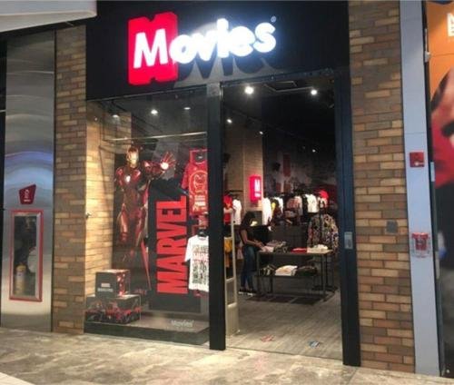 Tienda MOVIES- CC. Nuestro Bogotá. (12 Fotos)